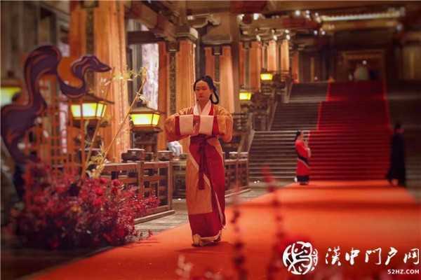 樂享漢服出行 傳承禮儀文化，漢服同袍相約興漢勝境共賞華裳之美