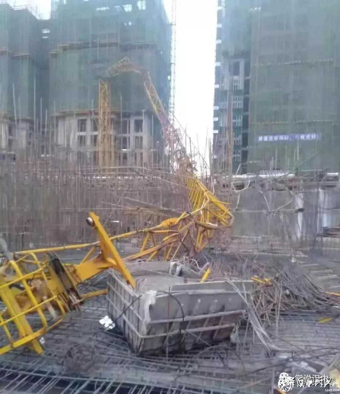 人死亡，南鄭“12.10”塔式起重機(jī)坍塌事故，一干部以玩忽職守罪被公訴"
