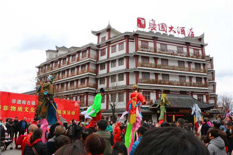 非遺鬧古鎮(zhèn) 歡樂(lè)過(guò)元宵！這個(gè)元宵熱鬧非凡……