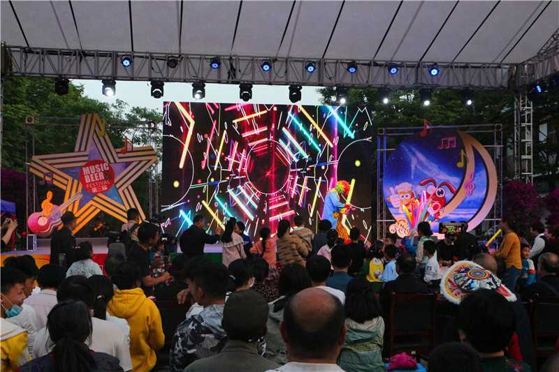 啤酒龍蝦美食嗨翻天！2021褒國古鎮(zhèn)第三屆啤酒龍蝦節(jié)盛大的啟幕