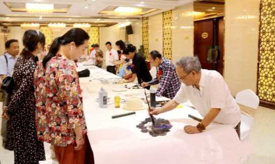 慶祝建黨100周年暨漢中市民間文藝家協(xié)會(huì)書畫委員會(huì)成立大會(huì)舉行