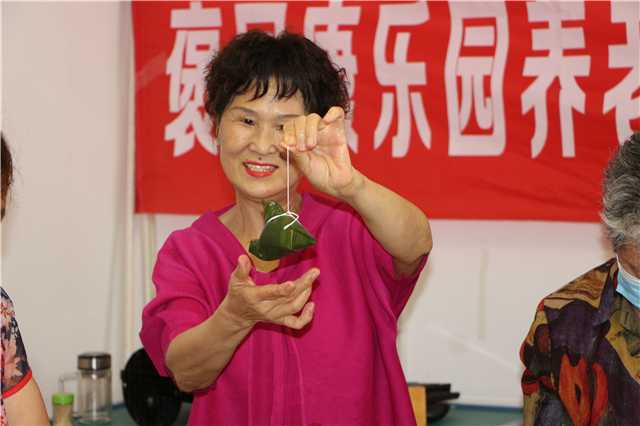 褒國康樂園養(yǎng)老社區(qū)舉行”情系端午，愛在安康”進(jìn)社區(qū)活動