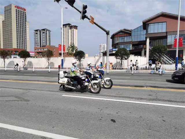68小時(shí)堅(jiān)守！漢中交警大隊(duì)圓滿完成國(guó)慶假期道路交通安保任務(wù)"