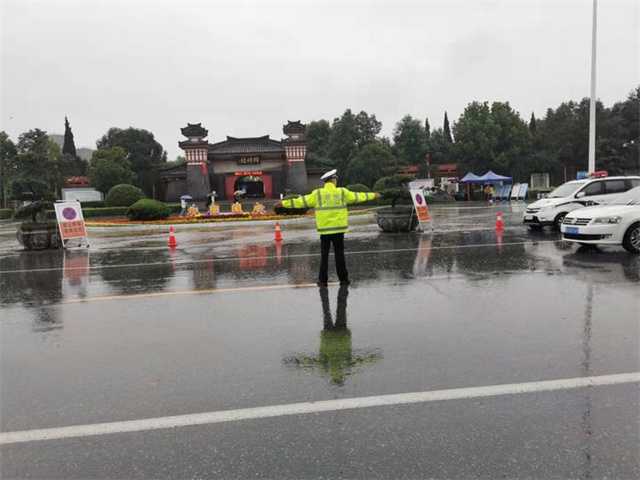 68小時(shí)堅(jiān)守！漢中交警大隊(duì)圓滿完成國(guó)慶假期道路交通安保任務(wù)"