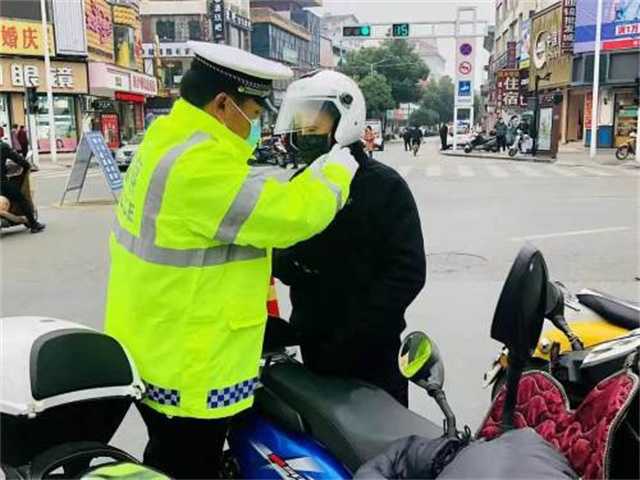 動真格！實(shí)施第一天，處罰210人！