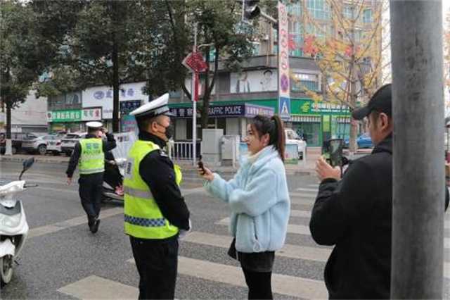 動真格！實(shí)施第一天，處罰210人！