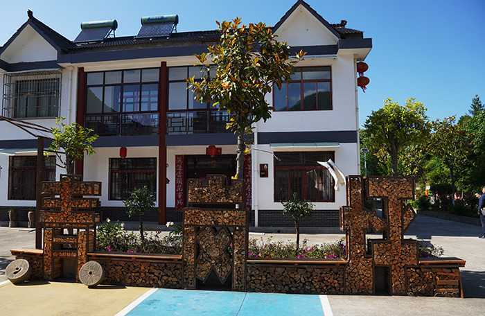 留壩縣出臺《留壩縣村容村貌提升導(dǎo)則》，村容村貌提升建設(shè)有了標(biāo)準(zhǔn)。