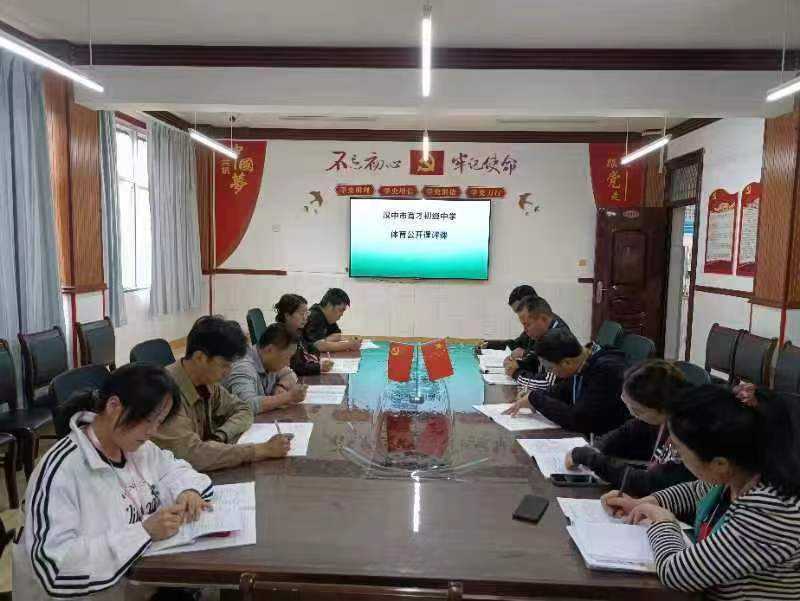 全面引入＂毛坦廠中學＂拔高復(fù)讀新模式 助力高三學子圓夢大學