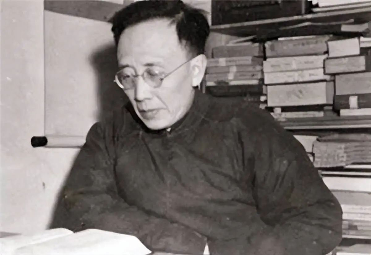 《左明》| 歷史的回望，時(shí)代的接力，致敬中國(guó)文藝的崢嶸歲月