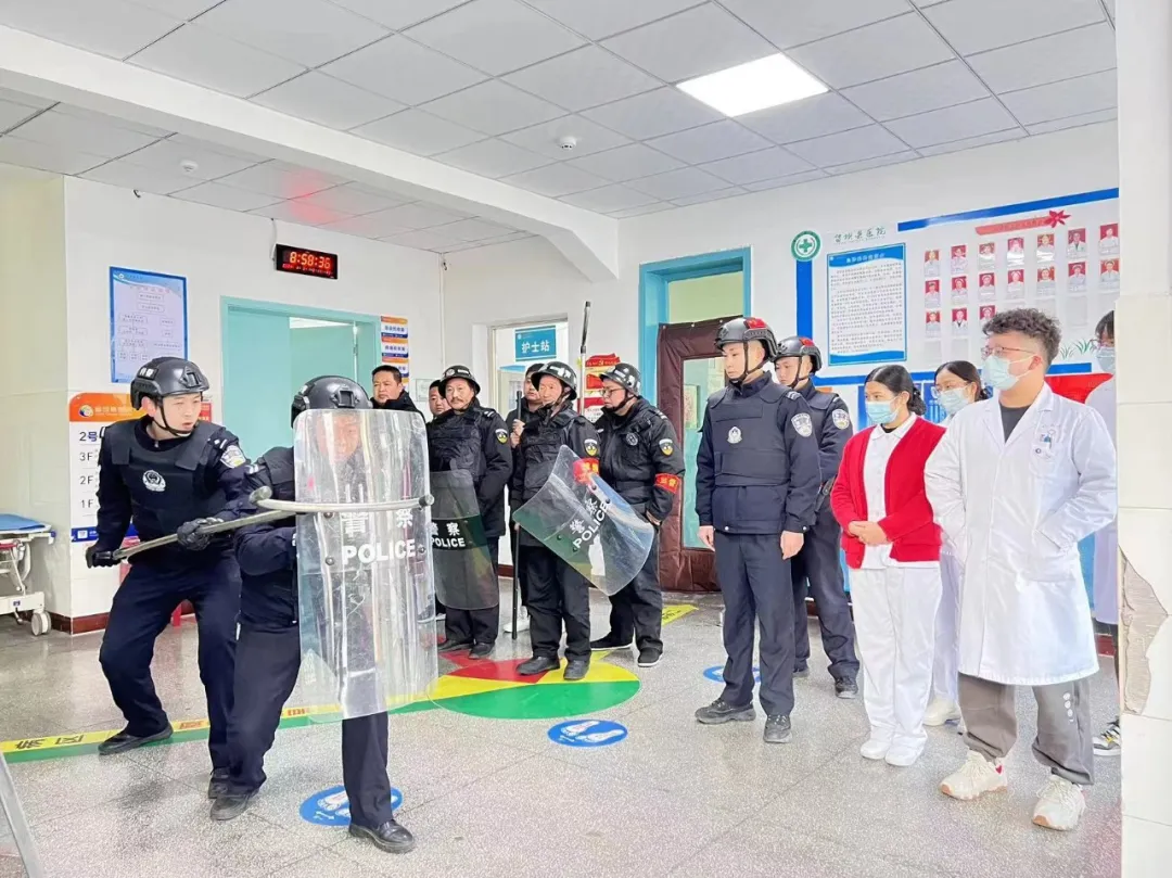 扎根基層護(hù)民安，平安“山城”的守護(hù)者
