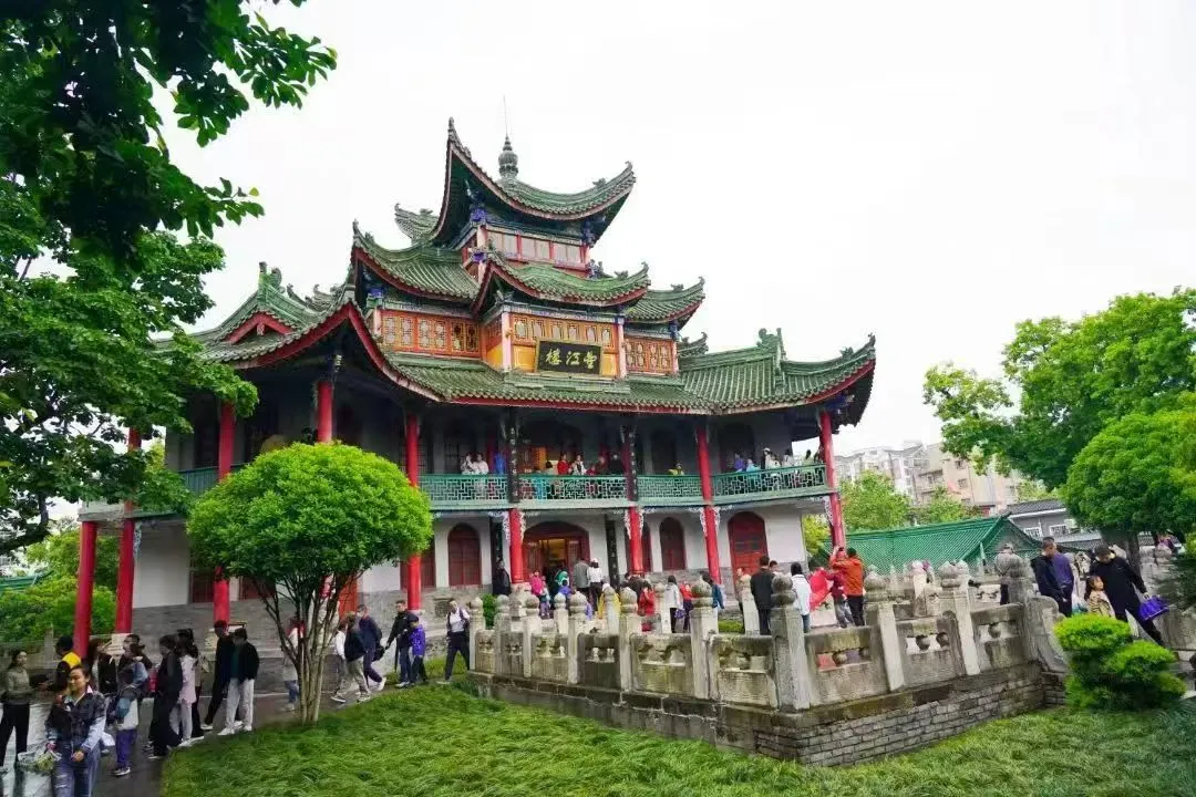 漢臺(tái)區(qū)成功入選2024年全國(guó)市轄區(qū)旅游綜合實(shí)力百?gòu)?qiáng)區(qū)